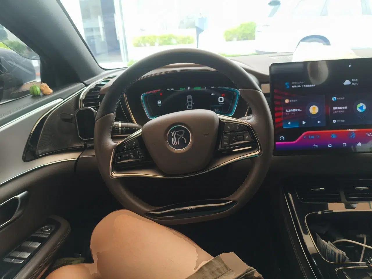 BYD Han 2021 EV Standard Range Luxury Model — миниатюра 10