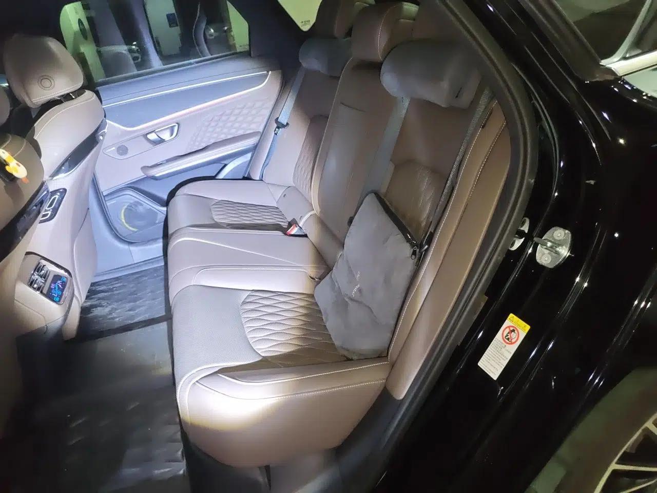 BYD Han 2022 DM-i 121KM Luxury Model — миниатюра 17