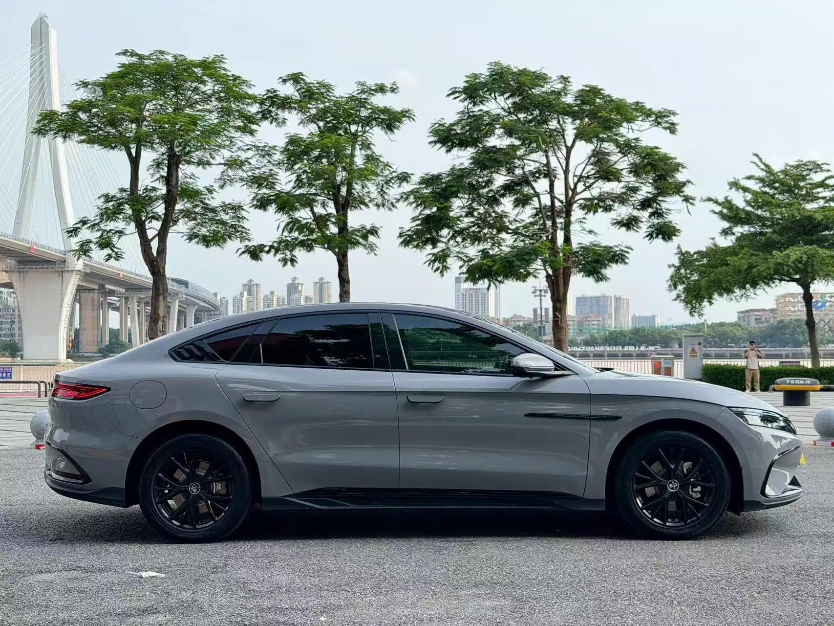 BYD Han 2025 DM-i 125KM Elite Model — миниатюра 14