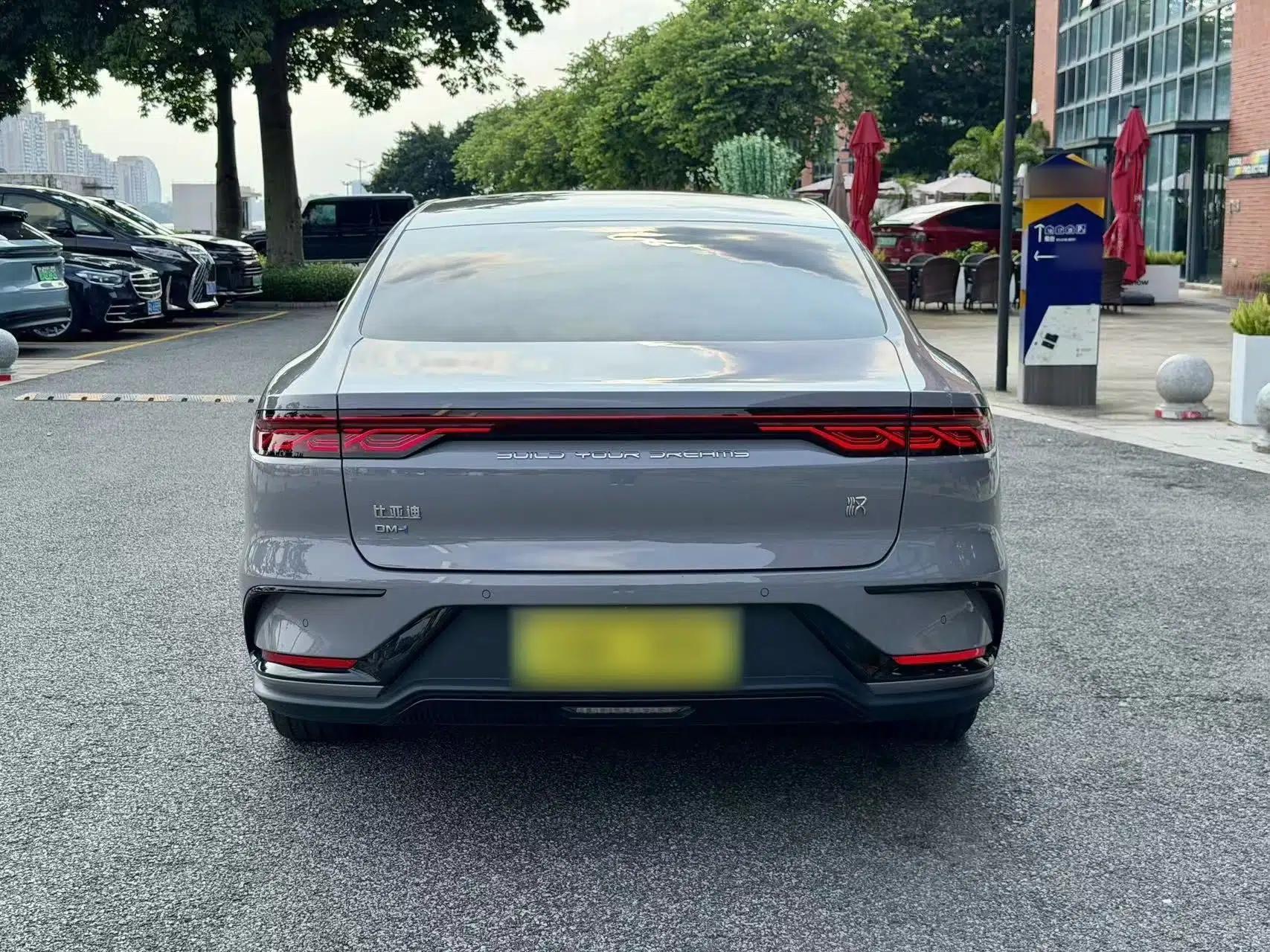 BYD Han 2025 DM-i 125KM Elite Model — миниатюра 18