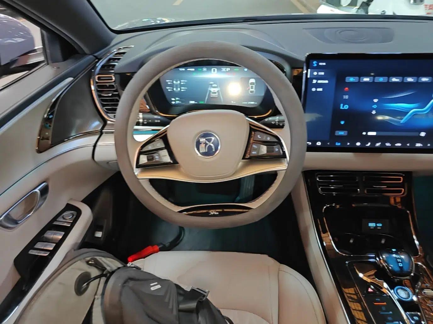 BYD Han 2025 DM-i 125KM Elite Model — миниатюра 20