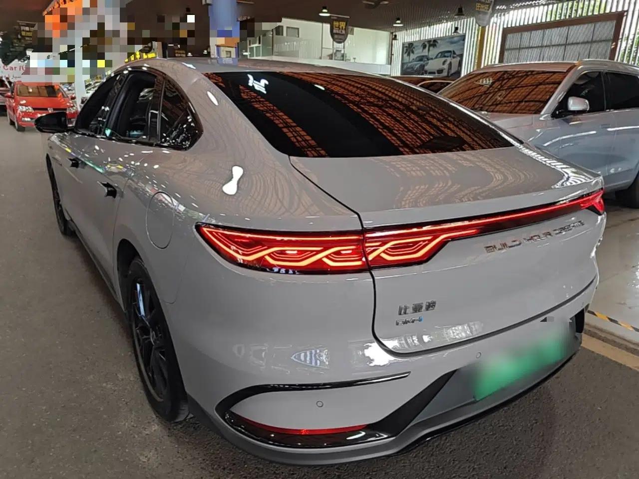 BYD Han 2025 DM-i 125KM Elite Model — миниатюра 4