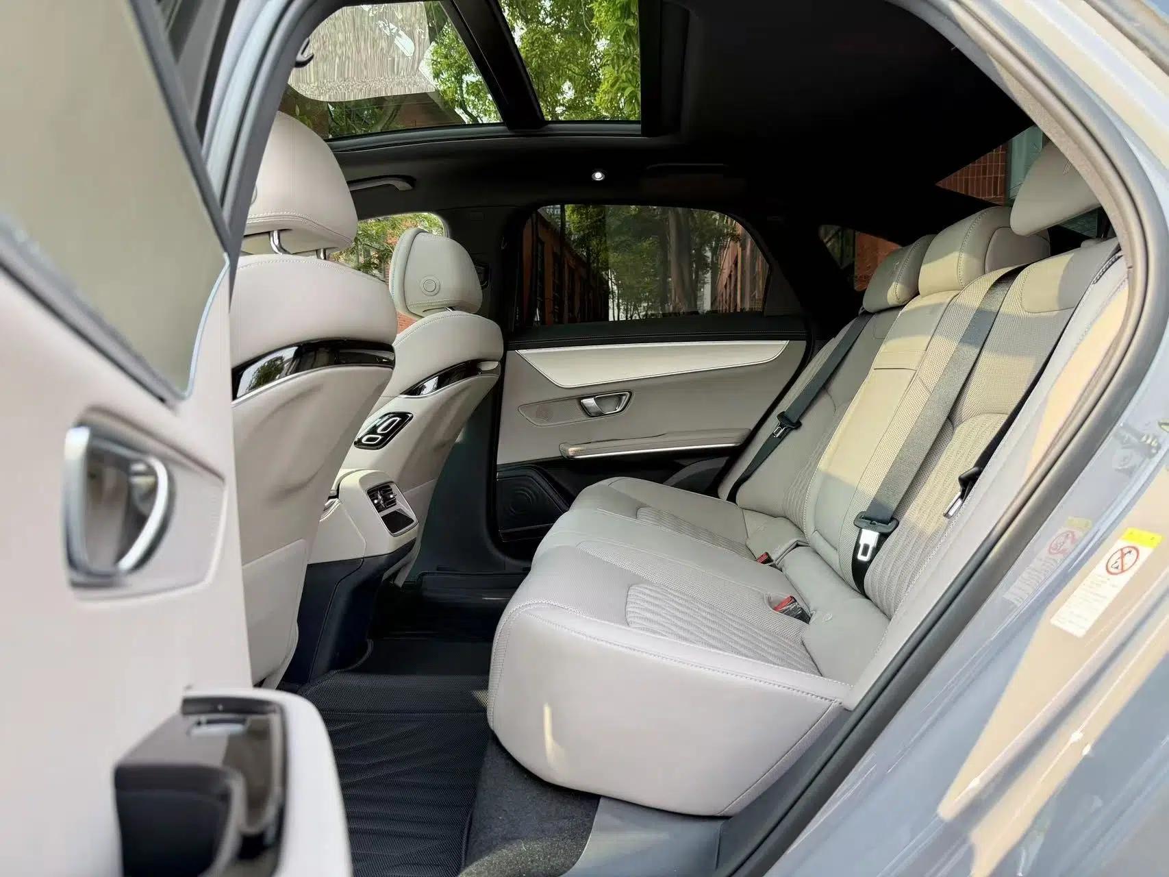 BYD Han 2025 DM-i 125KM Elite Model — миниатюра 35