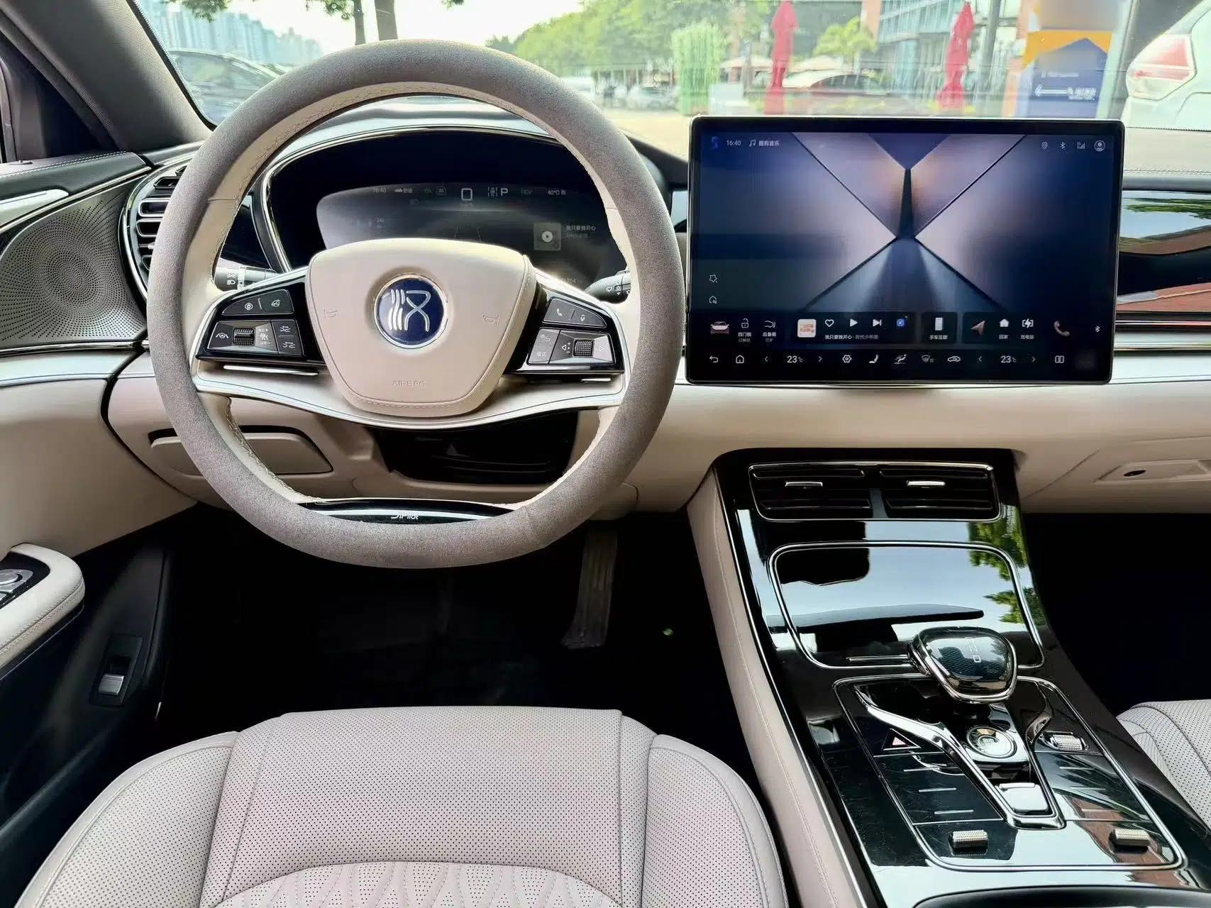 BYD Han 2025 DM-i 125KM Elite Model — миниатюра 36