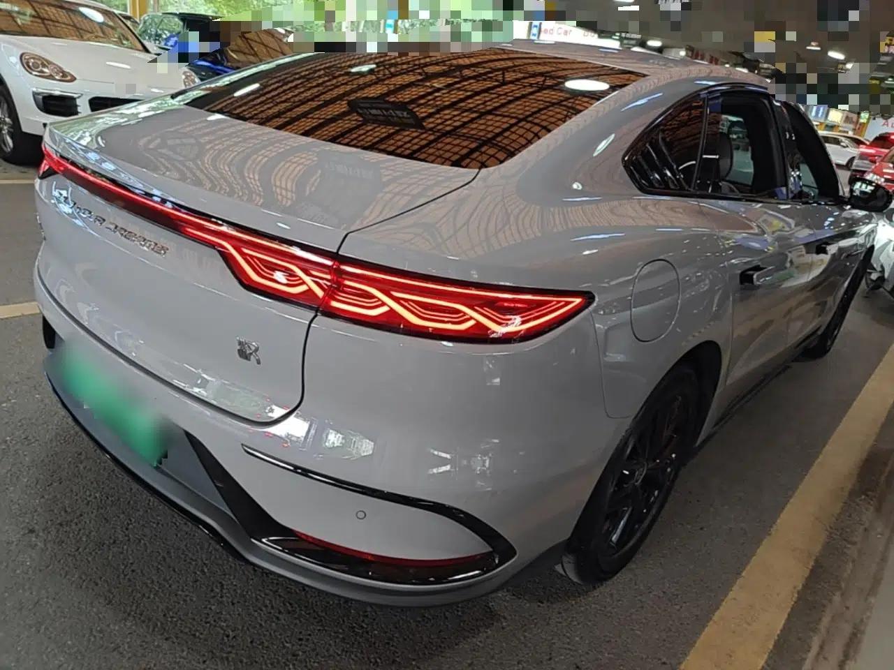 BYD Han 2025 DM-i 125KM Elite Model — миниатюра 6