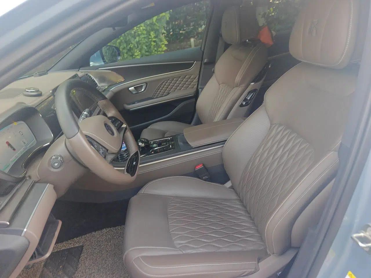 BYD Han 2023 DM-i Champion Edition 121KM Prestige Model — миниатюра 15