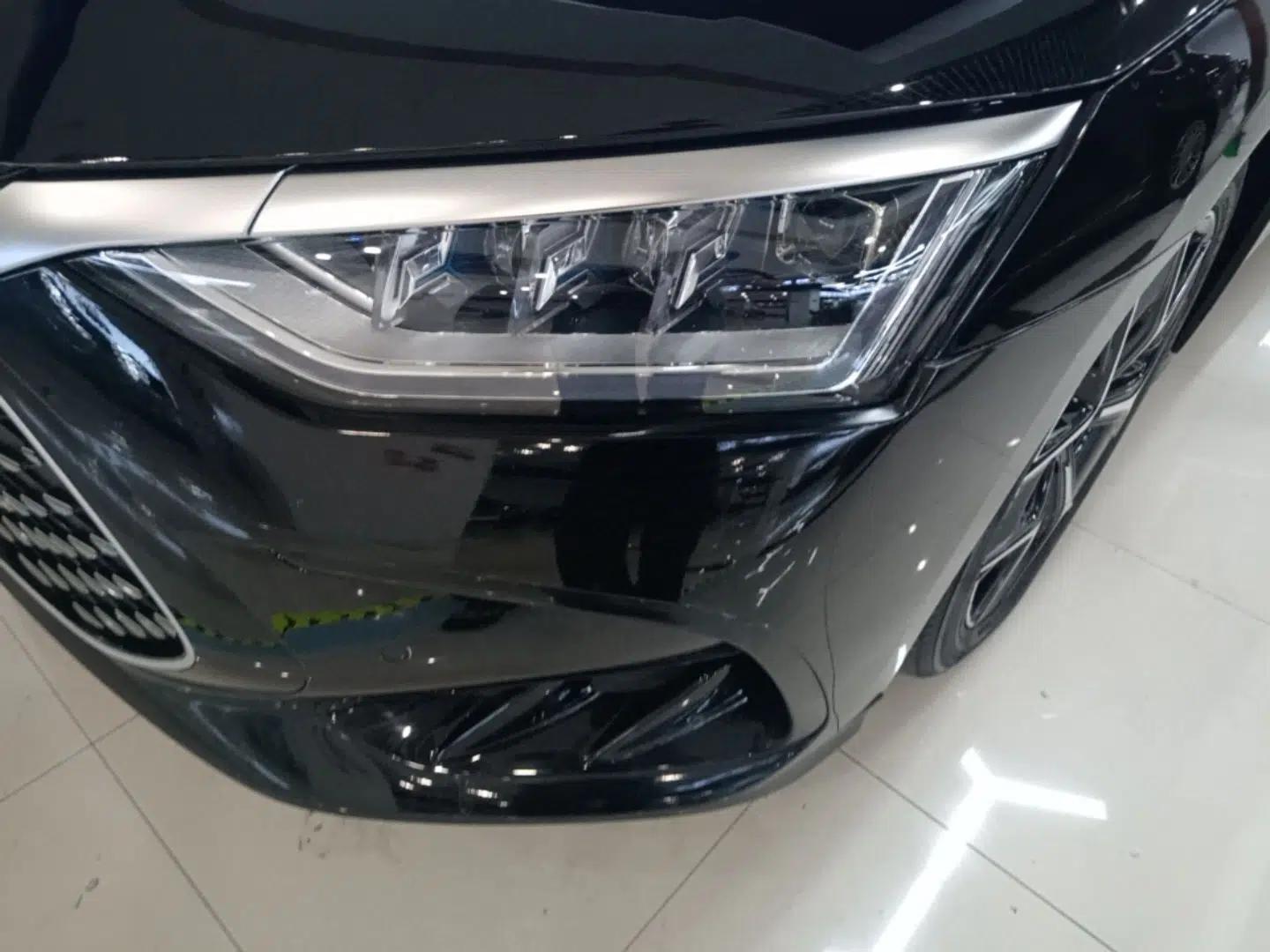 BYD Han 2024 DM-i Glory Edition 200KM Flagship Model — миниатюра 8