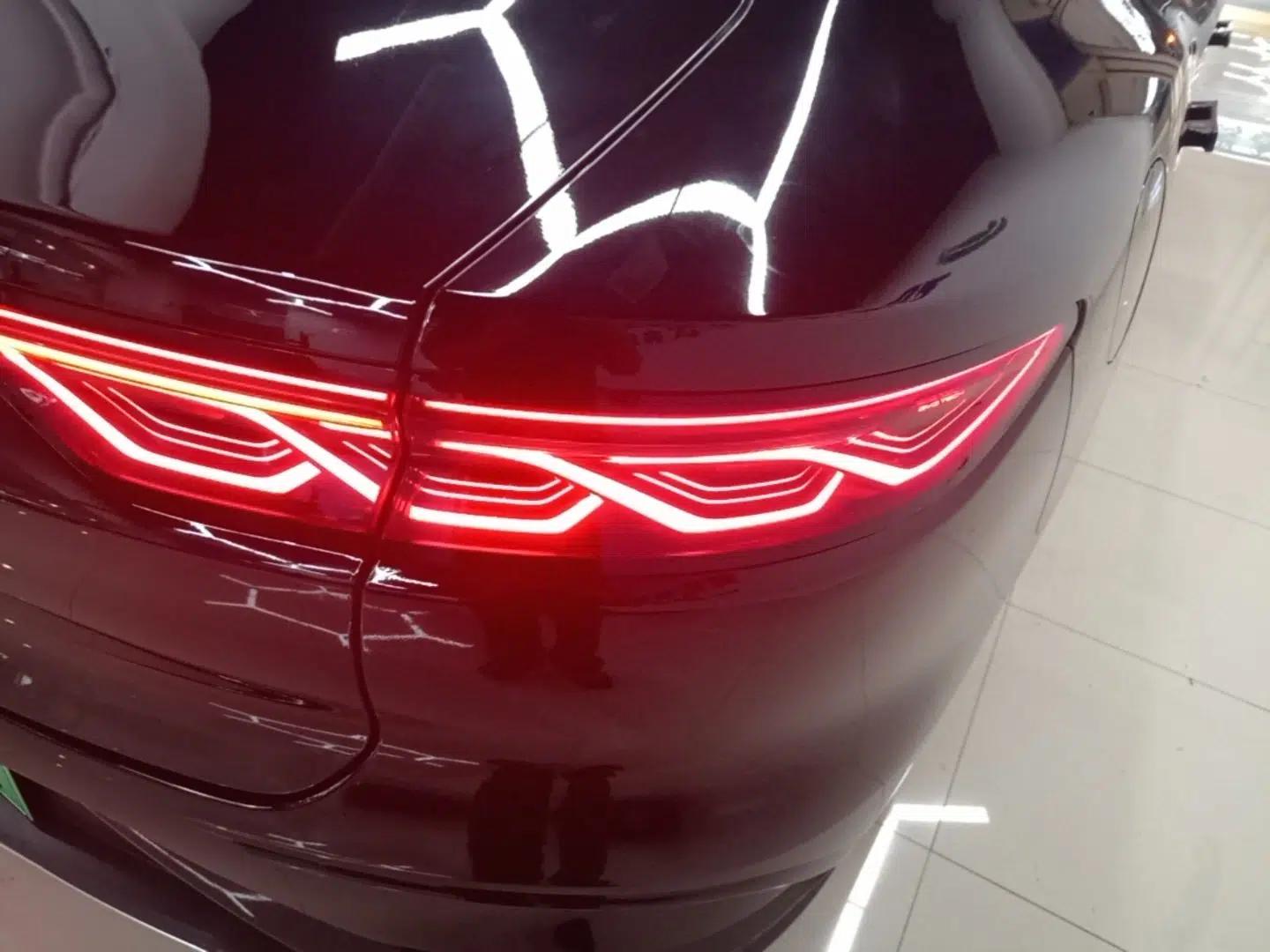 BYD Han 2024 DM-i Glory Edition 200KM Flagship Model — миниатюра 9