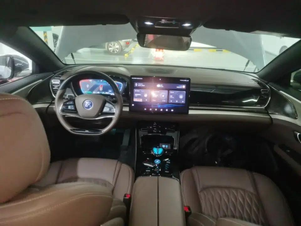 BYD Han 2023 DM-i Champion Edition 121KM Prestige Model — миниатюра 12