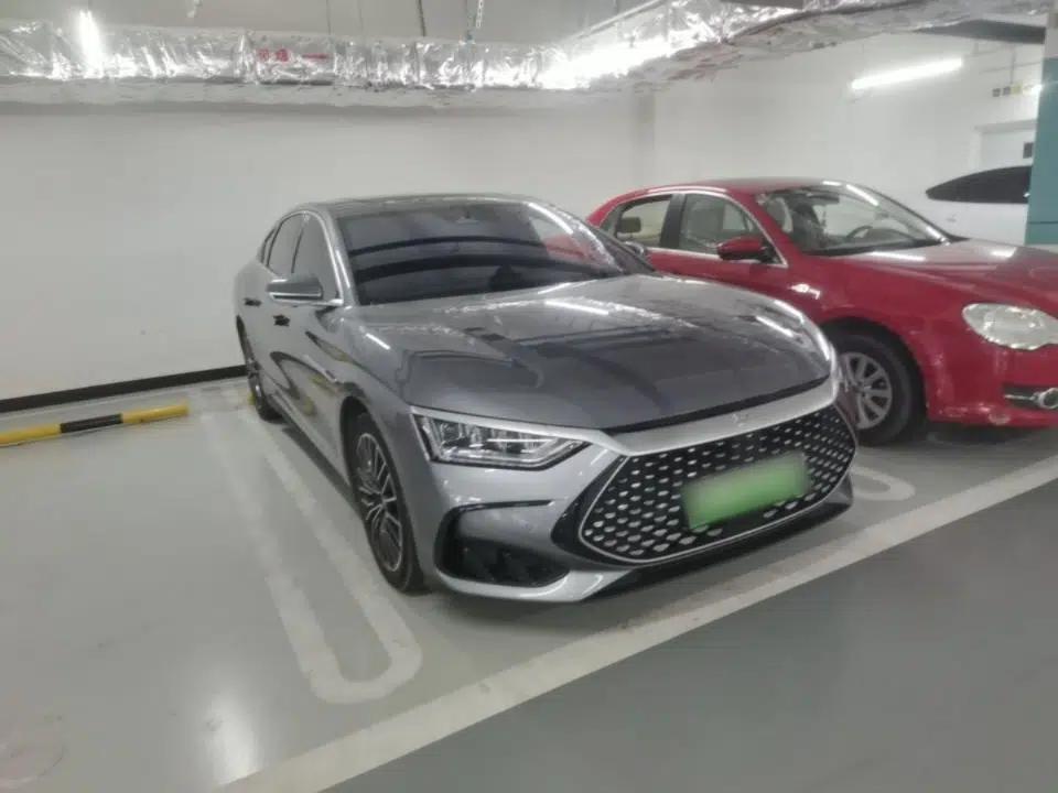 BYD Han 2023 DM-i Champion Edition 121KM Prestige Model — миниатюра 3