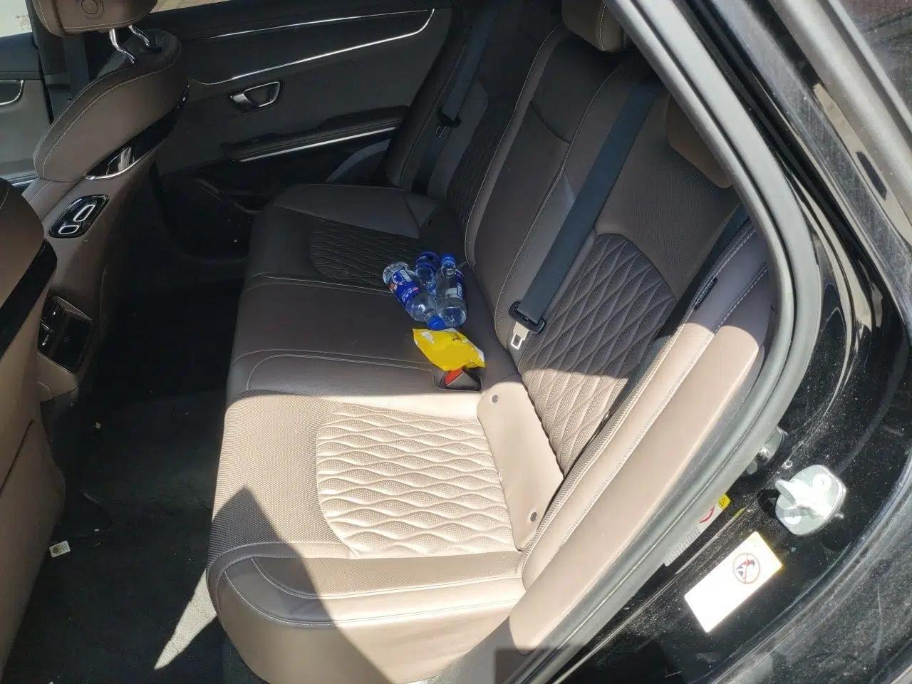 BYD Han 2020 DM Four-Wheel Drive Performance Edition Prestige Model — миниатюра 17