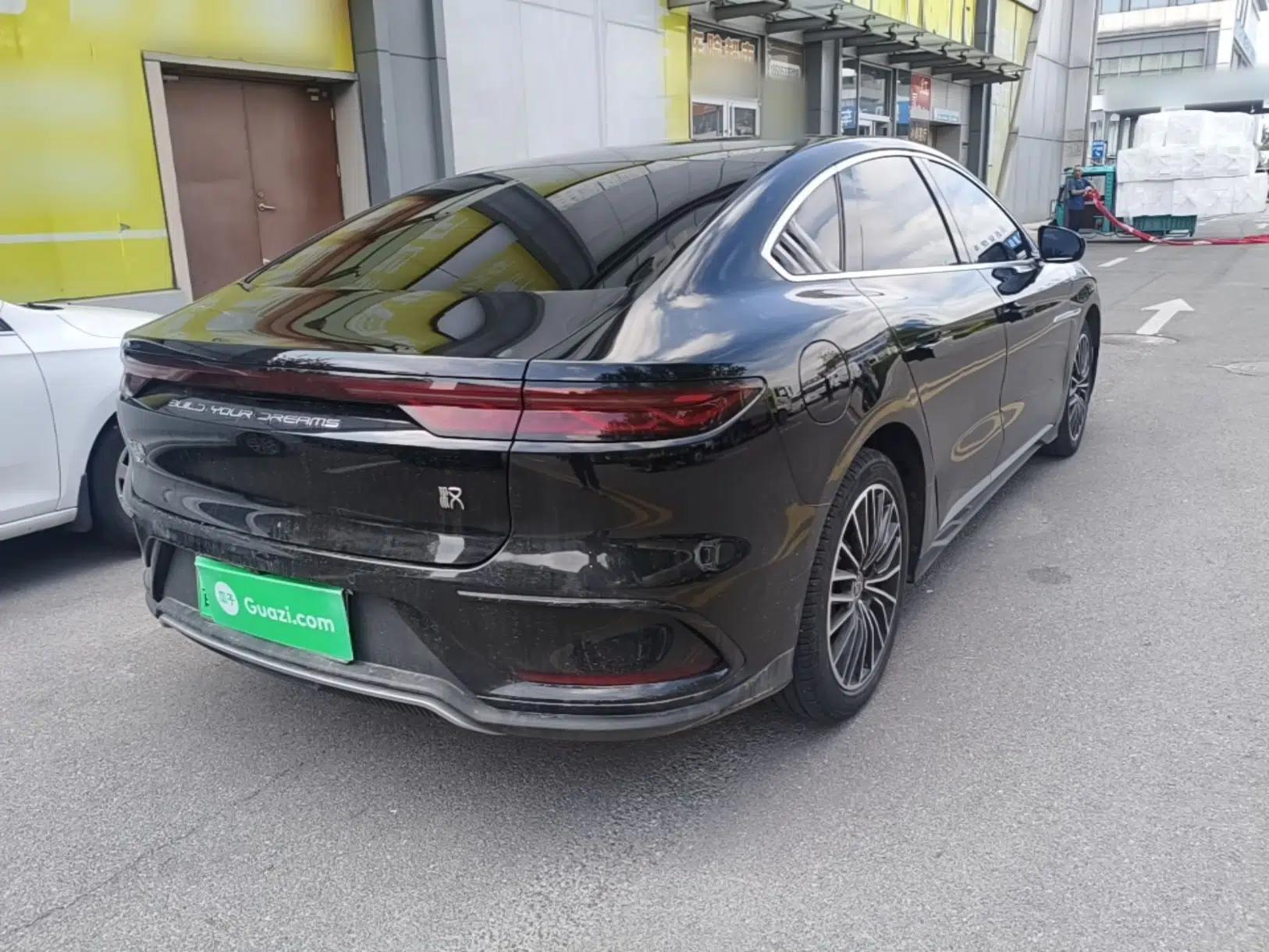 BYD Han 2023 DM-i Champion Edition 121KM Prestige Model — миниатюра 6
