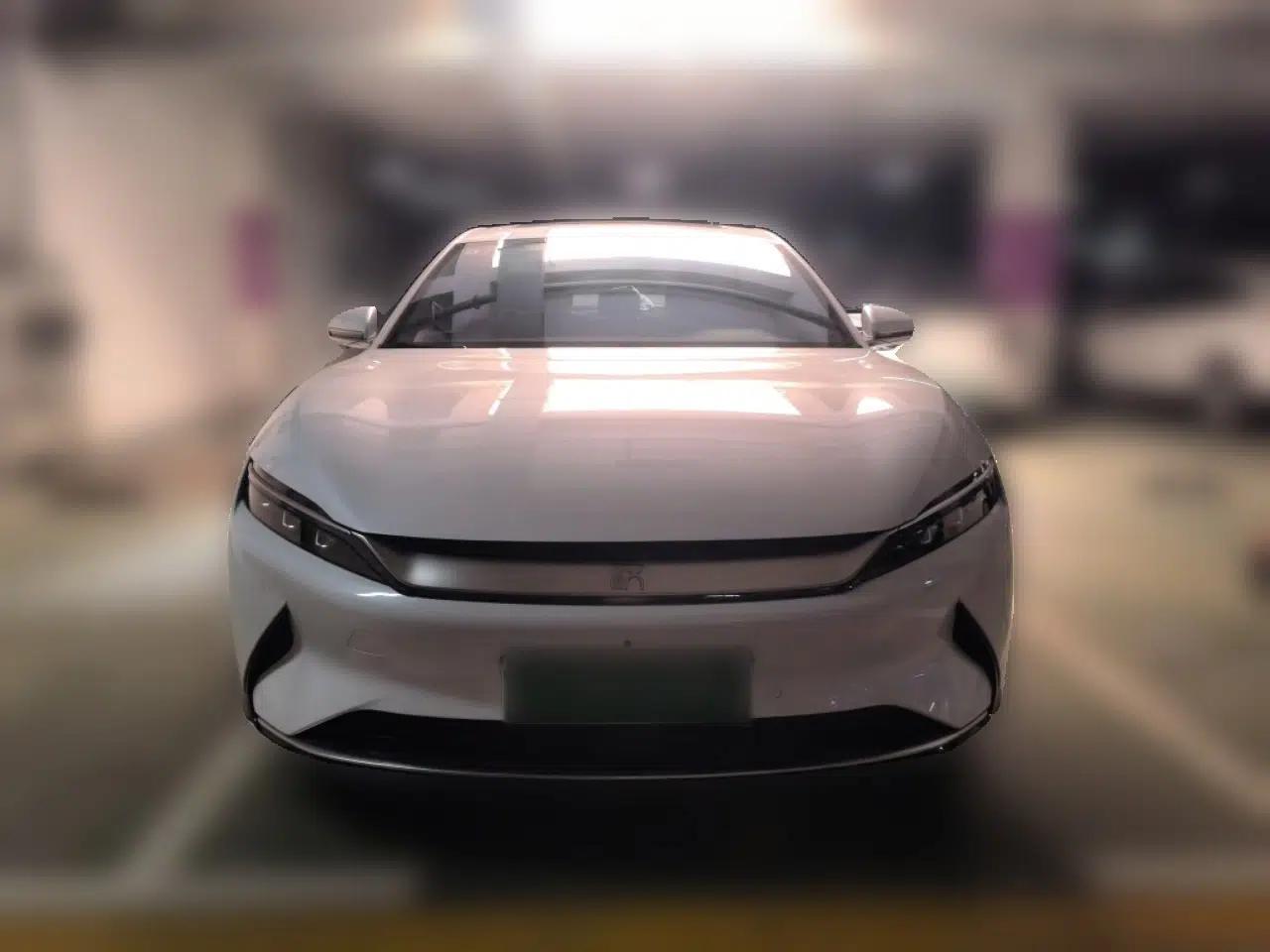 BYD Han 2021 EV Standard Range Luxury Model — миниатюра 2