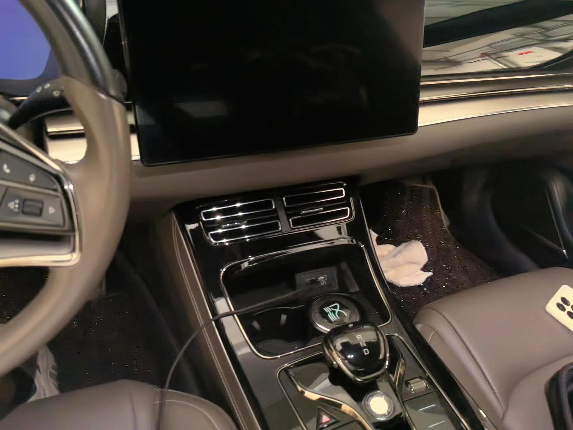 BYD Han 2021 EV Standard Range Luxury Model — миниатюра 13