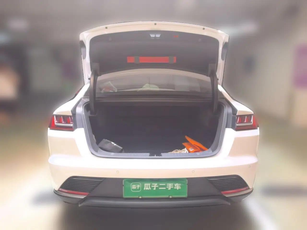 BYD Han 2021 EV Standard Range Luxury Model — миниатюра 19