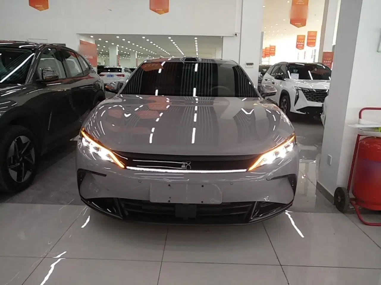 BYD Han 2025 DM-i Intelligent Driving Edition 125KM LiDAR Flagship Model — миниатюра 2
