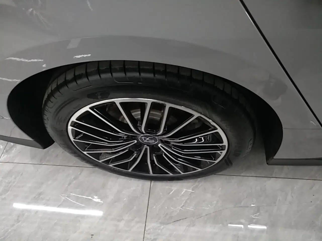 BYD Han 2025 DM-i Intelligent Driving Edition 125KM LiDAR Flagship Model — миниатюра 16