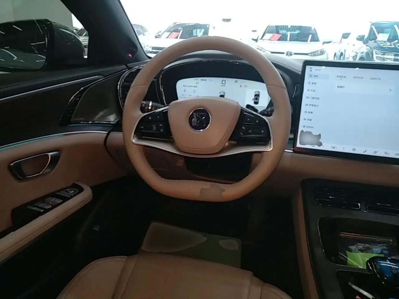 BYD Han 2025 DM-i Intelligent Driving Edition 125KM LiDAR Flagship Model — миниатюра 18