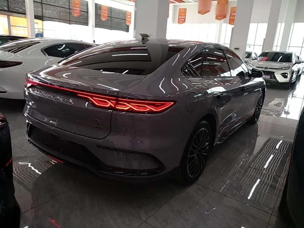 BYD Han 2025 DM-i Intelligent Driving Edition 125KM LiDAR Flagship Model — миниатюра 6