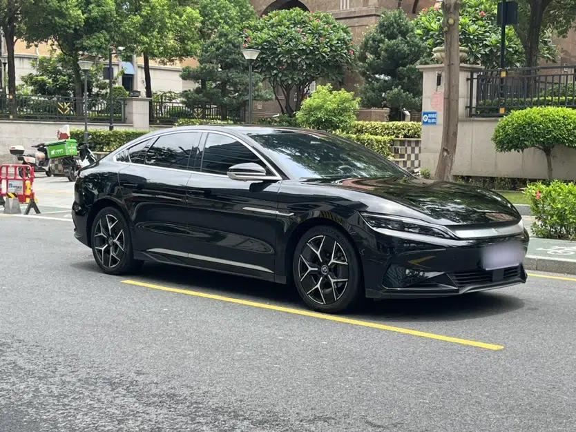 BYD Han 2024 EV Glory Edition 605KM Front-Wheel-Drive Premium Model — миниатюра 16