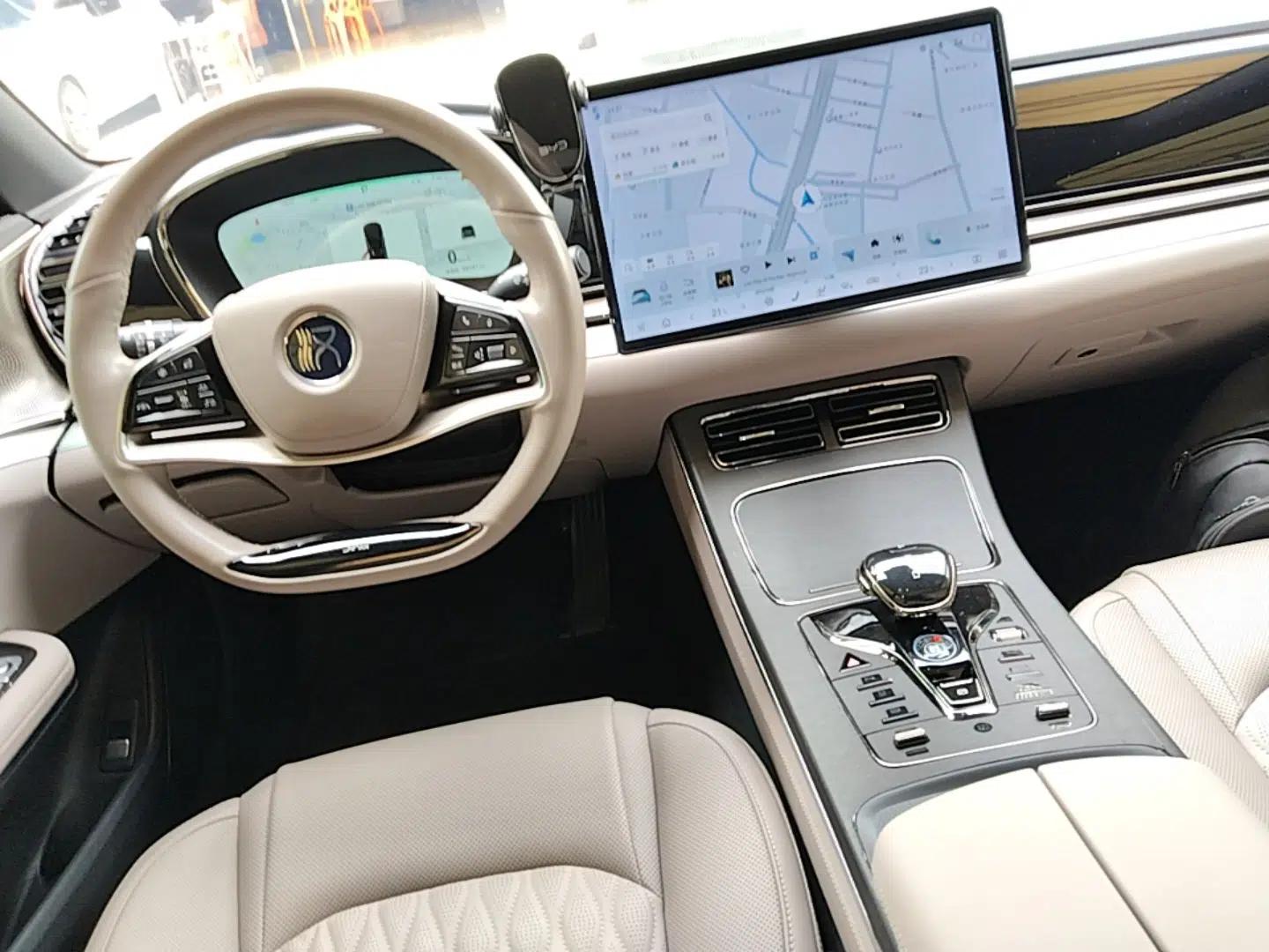 BYD Han 2024 EV Glory Edition 605KM Front-Wheel-Drive Premium Model — миниатюра 19