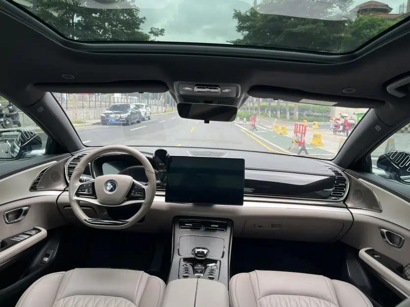 BYD Han 2024 EV Glory Edition 605KM Front-Wheel-Drive Premium Model — миниатюра 22