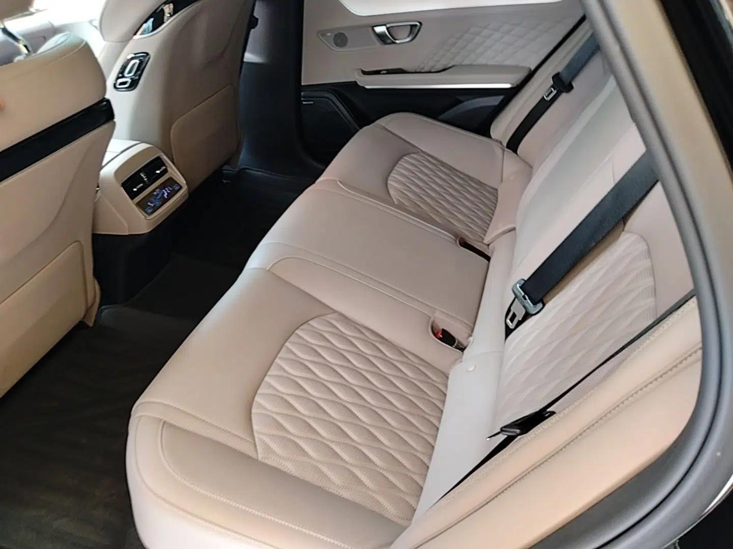 BYD Han 2024 EV Glory Edition 605KM Front-Wheel-Drive Premium Model — миниатюра 27