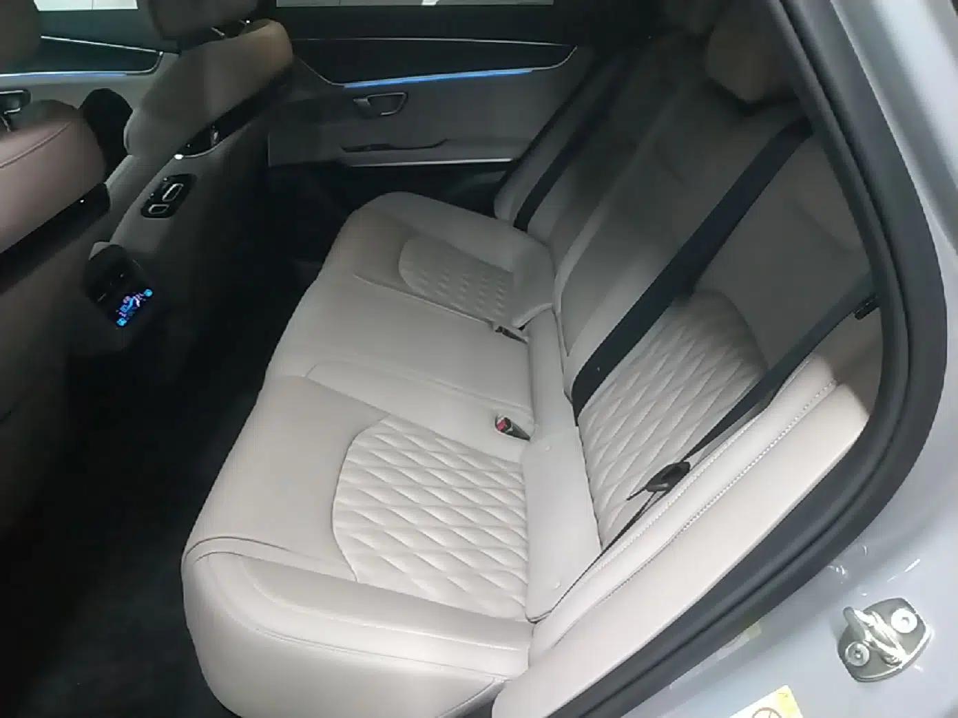 BYD Han 2025 DM-i Intelligent Driving Edition 125KM LiDAR Flagship Model — миниатюра 20