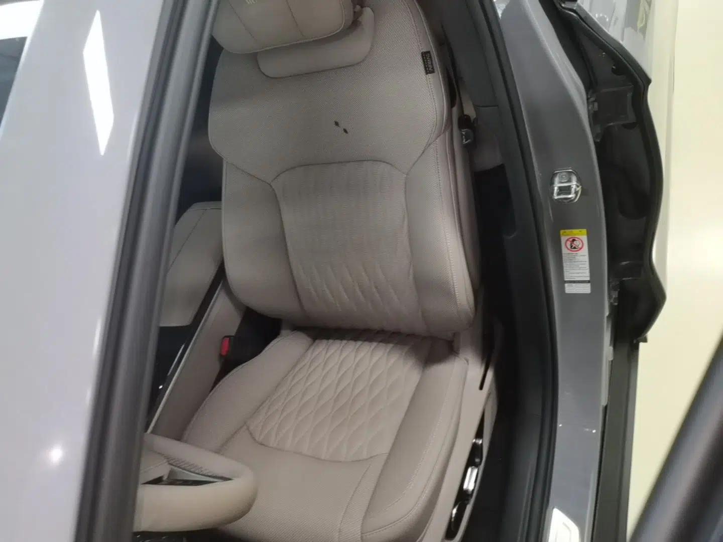 BYD Han 2025 DM-i Smart Drive 125KM Prestige Model — миниатюра 17