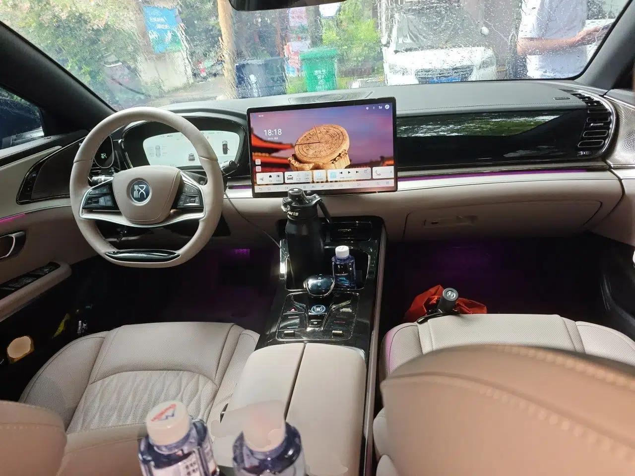 BYD Han 2025 EV Intelligent Driving Edition 605KM Prestige Model — миниатюра 9