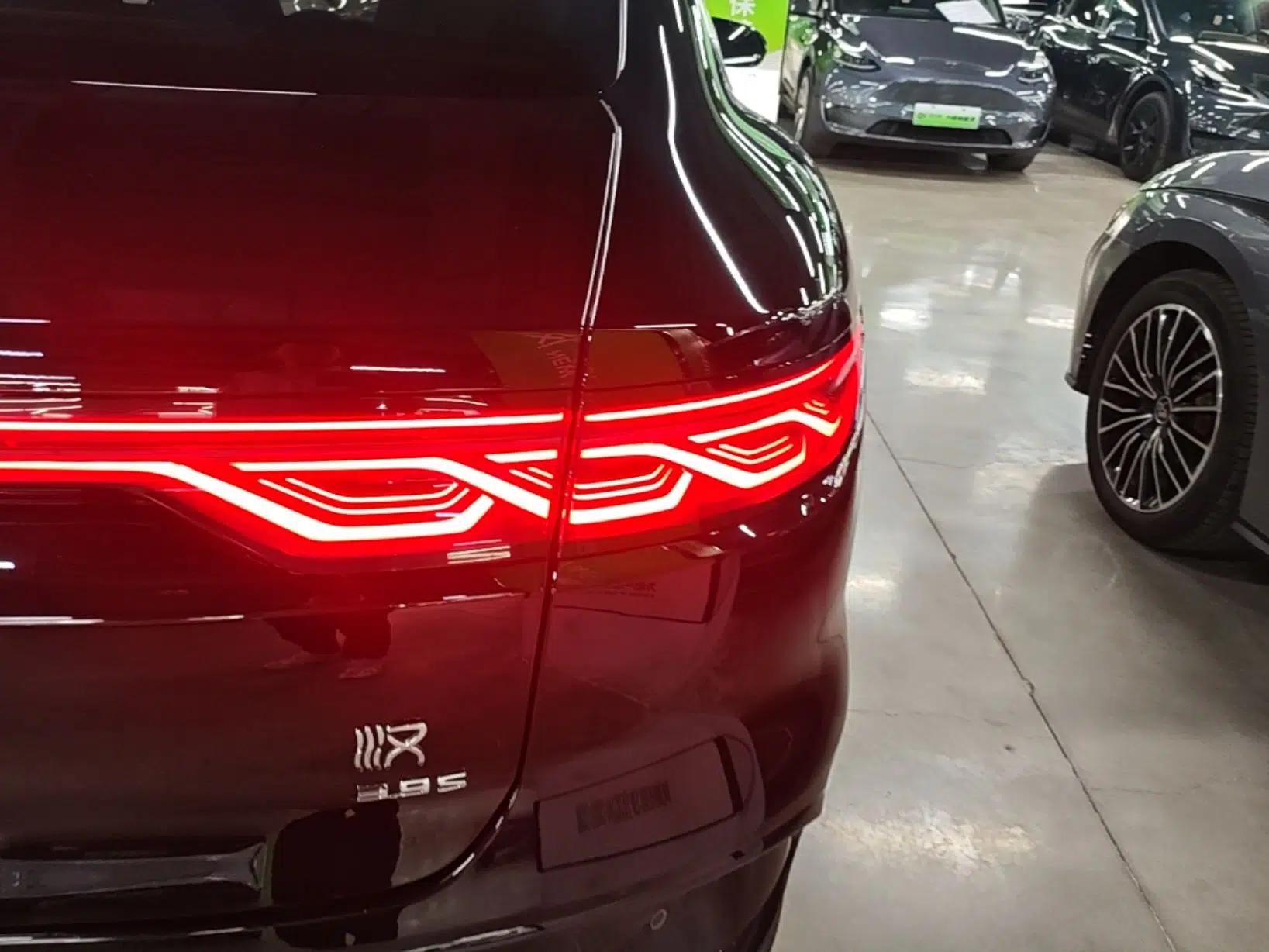 BYD Han 2024 EV Glory Edition 610 km All-Wheel Drive "Tian Shen Zhi Jia" Intelligent Driving Model — миниатюра 9