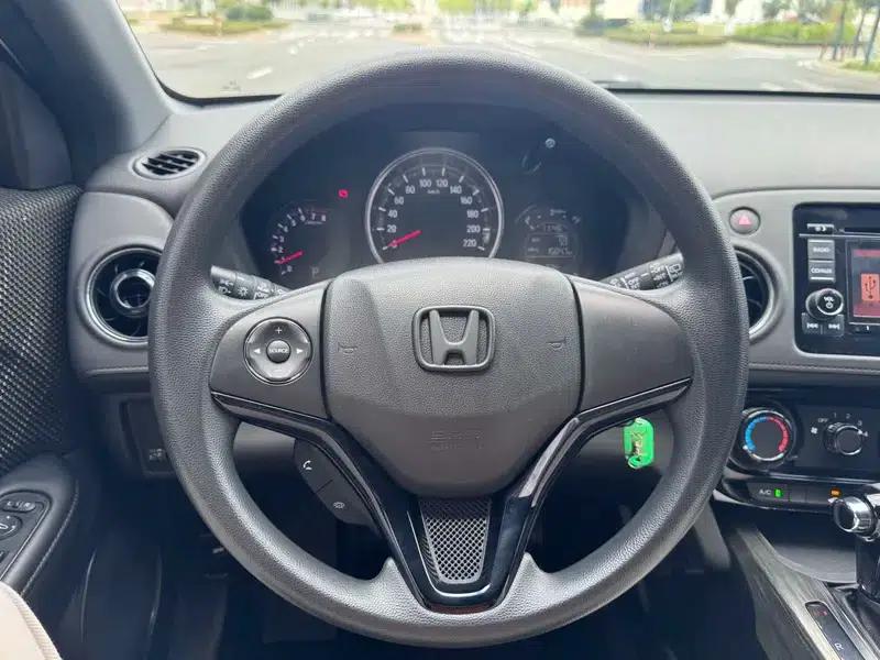Honda XR-V 2017 1.5L LXi CVT Classic Edition — миниатюра 16