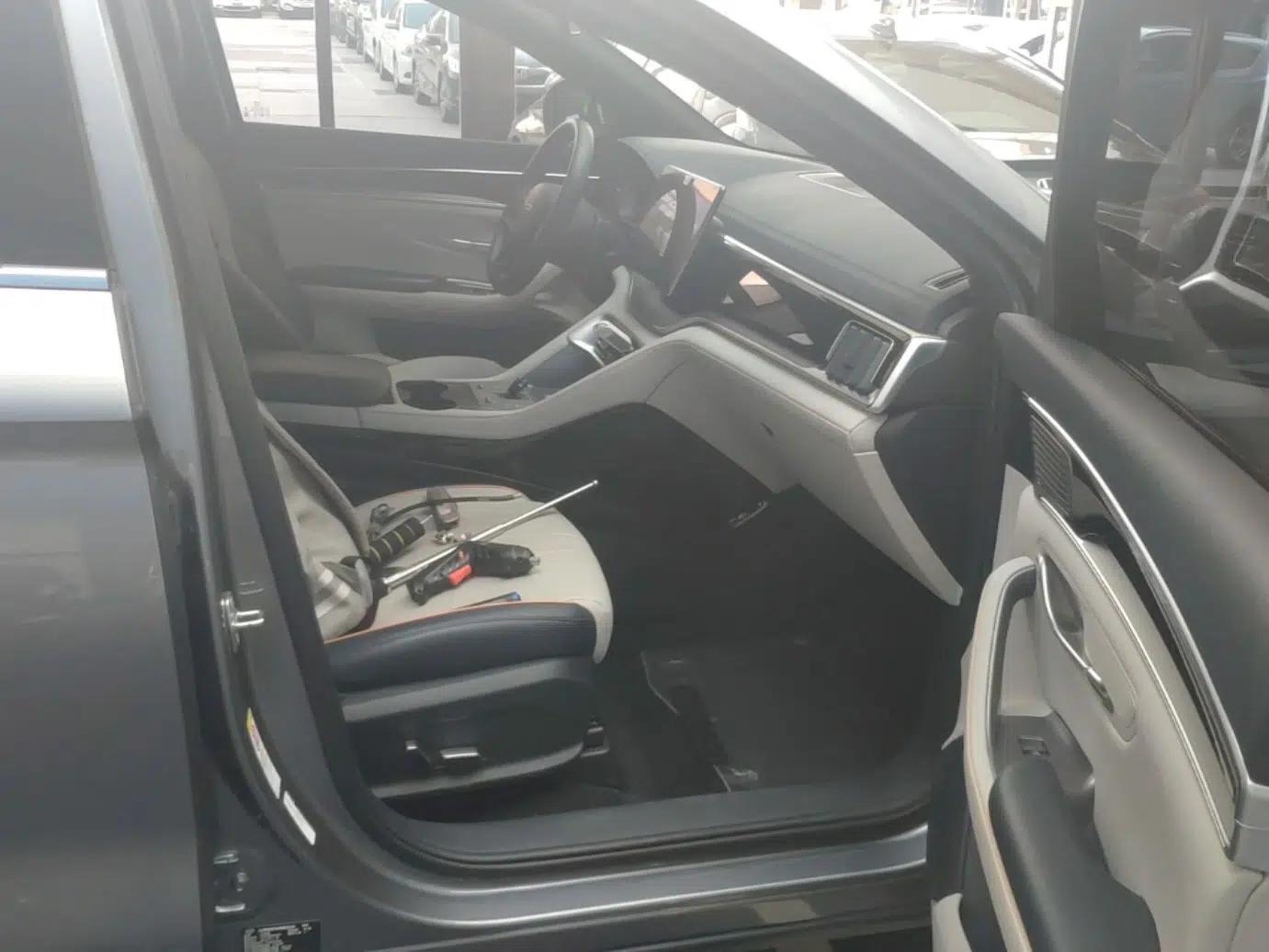 BYD Song PLUS New Energy 2024 Honor Edition EV 520km Premium Model — миниатюра 19