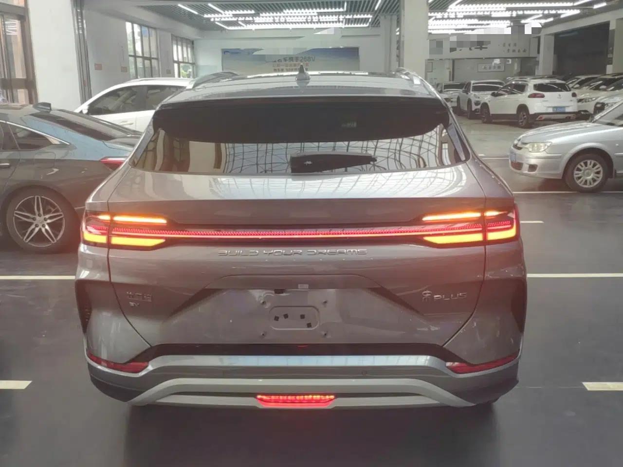 BYD Song PLUS New Energy 2024 Honor Edition EV 520km Premium Model — миниатюра 5
