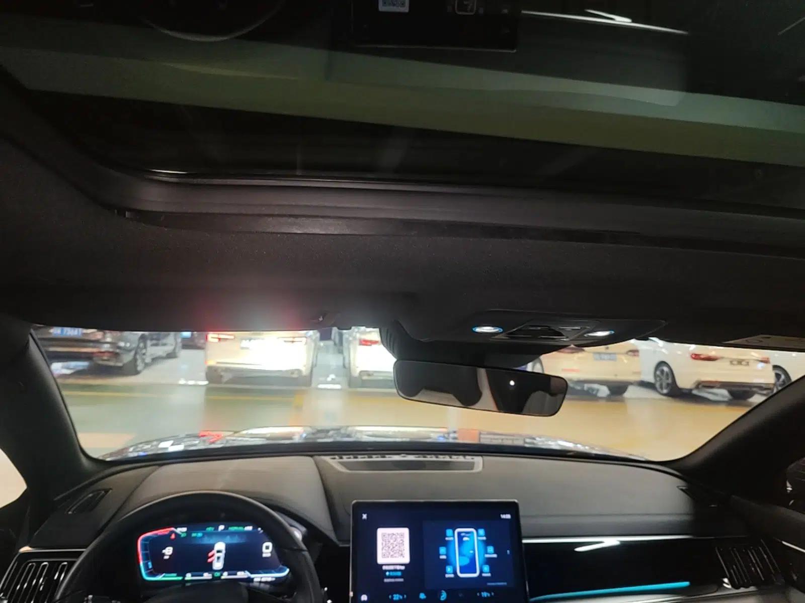 BYD Song PLUS New Energy 2024 HONOR Edition DM-i 110km Flagship Model — миниатюра 21