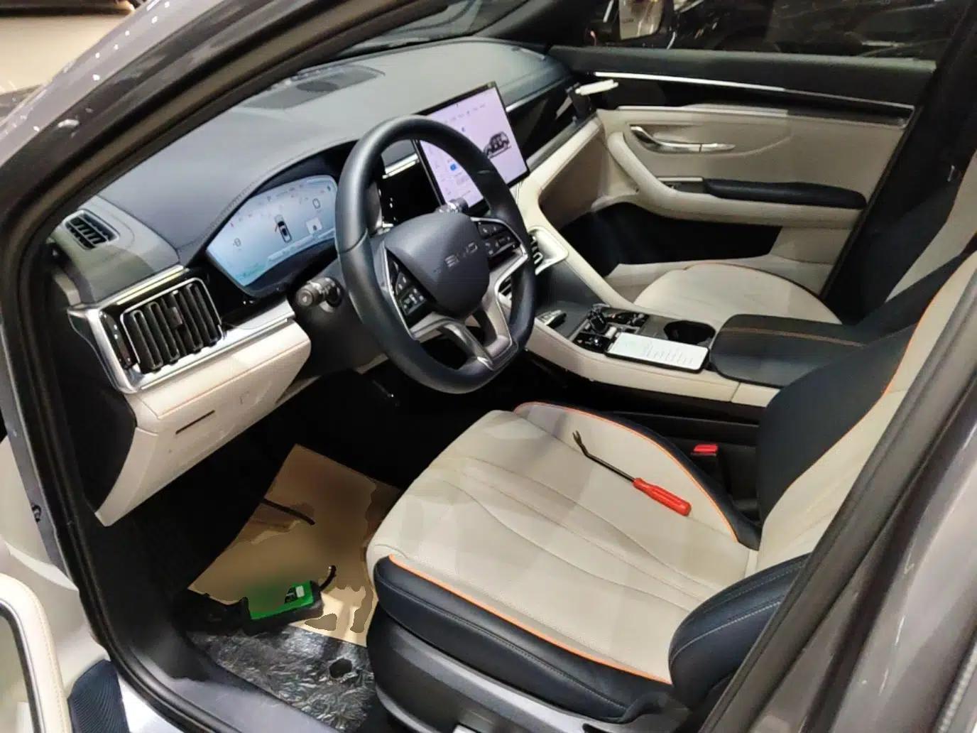 BYD Song PLUS New Energy 2024 HONOR Edition DM-i 110km Flagship PLUS — миниатюра 17