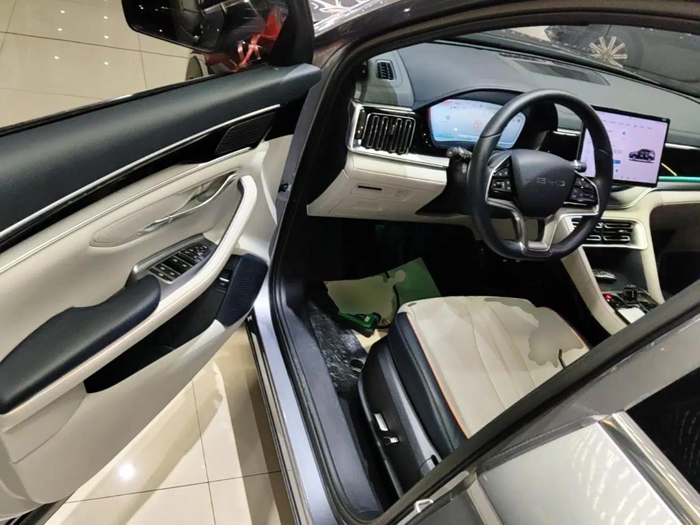 BYD Song PLUS New Energy 2024 HONOR Edition DM-i 110km Flagship PLUS — миниатюра 18