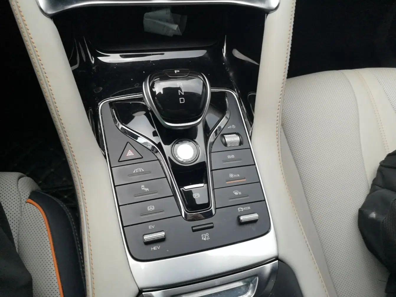 BYD Song PLUS New Energy 2021 DM-i 110KM Flagship PLUS — миниатюра 16