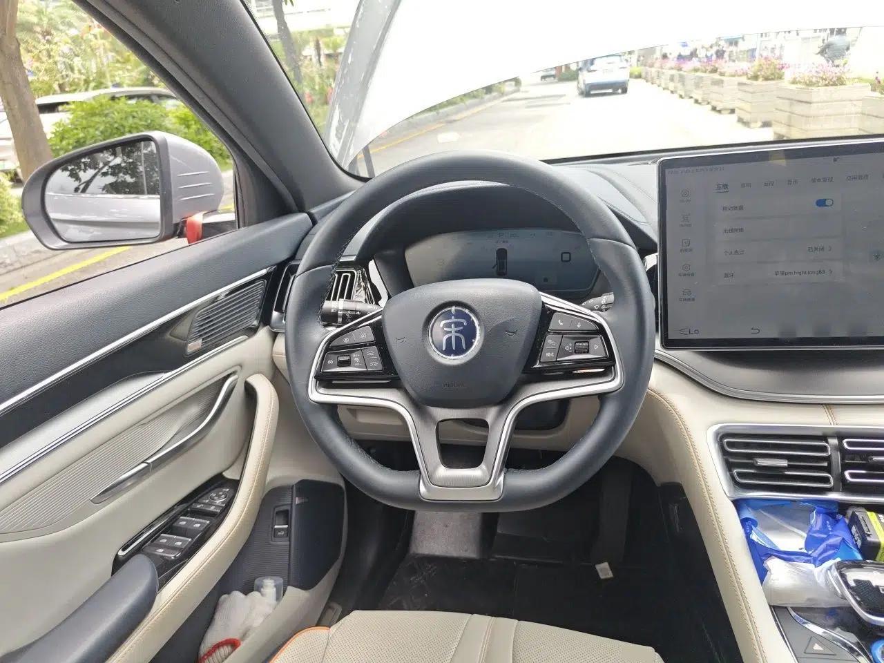 BYD Song PLUS New Energy 2021 DM-i 110KM Flagship PLUS 5G Edition — миниатюра 10