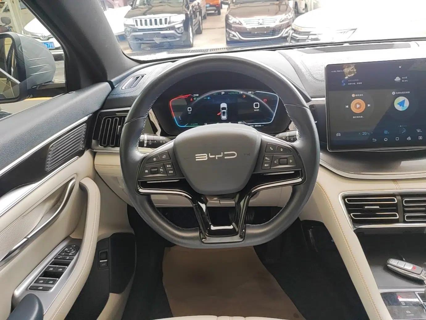 BYD Song PLUS New Energy 2023 Champion Edition DM-i 110KM Flagship Model — миниатюра 18