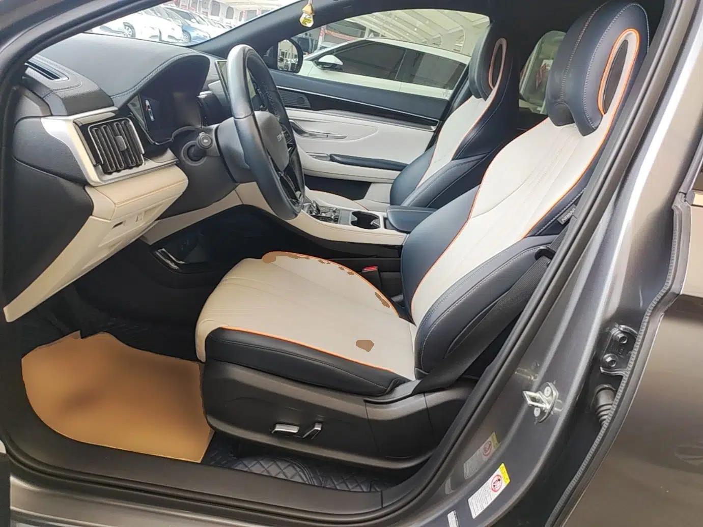 BYD Song PLUS New Energy 2023 Champion Edition DM-i 110KM Flagship Model — миниатюра 22