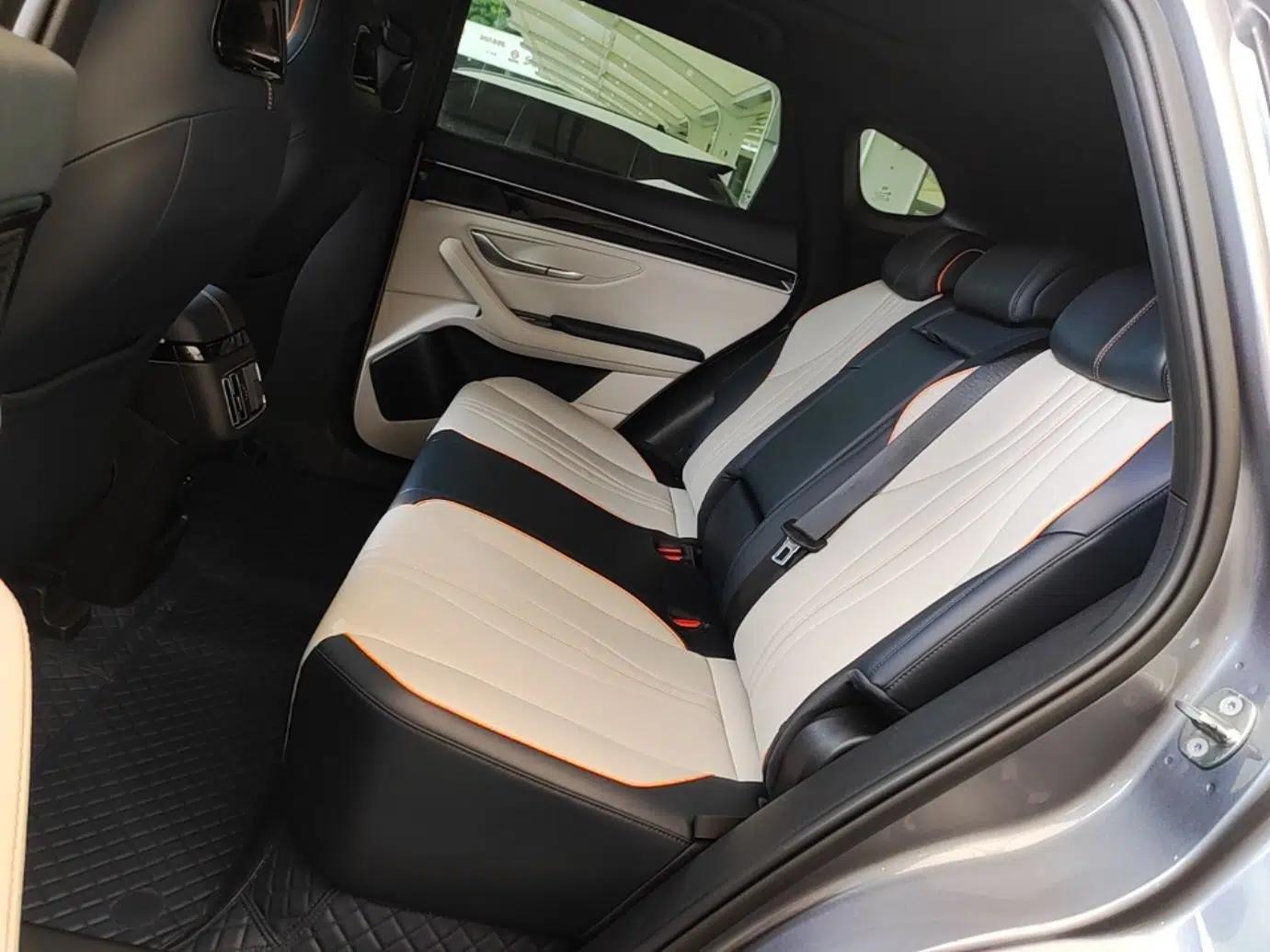 BYD Song PLUS New Energy 2023 Champion Edition DM-i 110KM Flagship Model — миниатюра 25