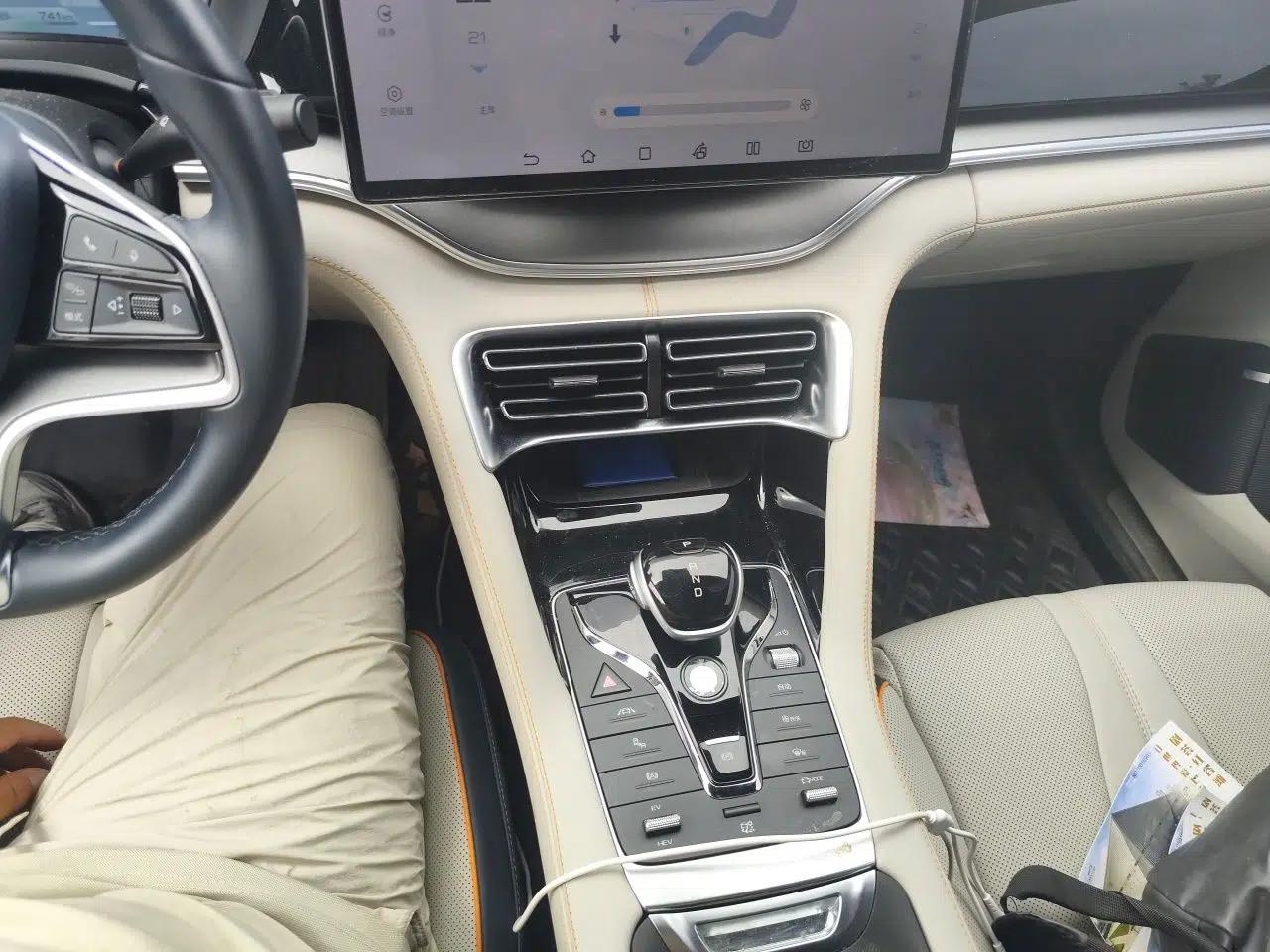 BYD Song PLUS New Energy 2021 DM-i 110KM Flagship PLUS 5G Edition — миниатюра 14
