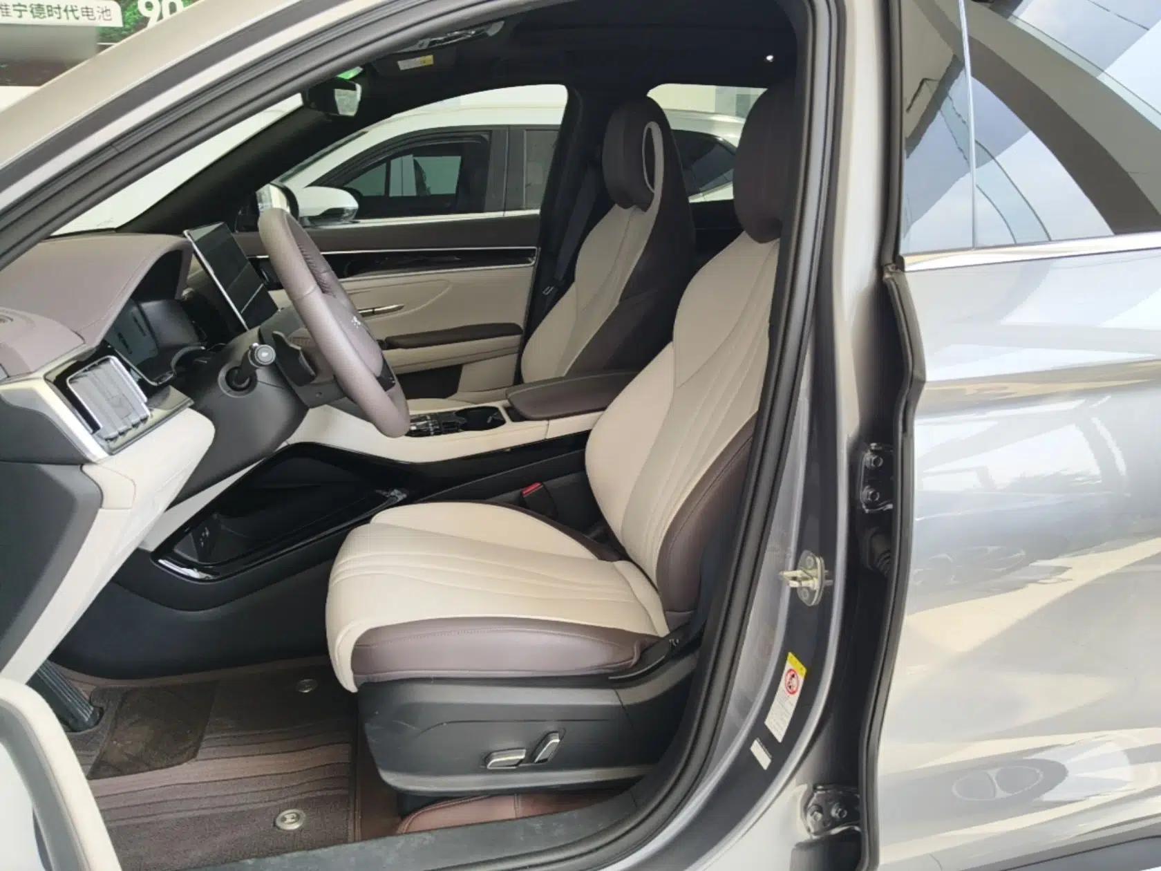 BYD Song PLUS New Energy 2025 EV Intelligent Driving Version 520km Premium Model — миниатюра 17