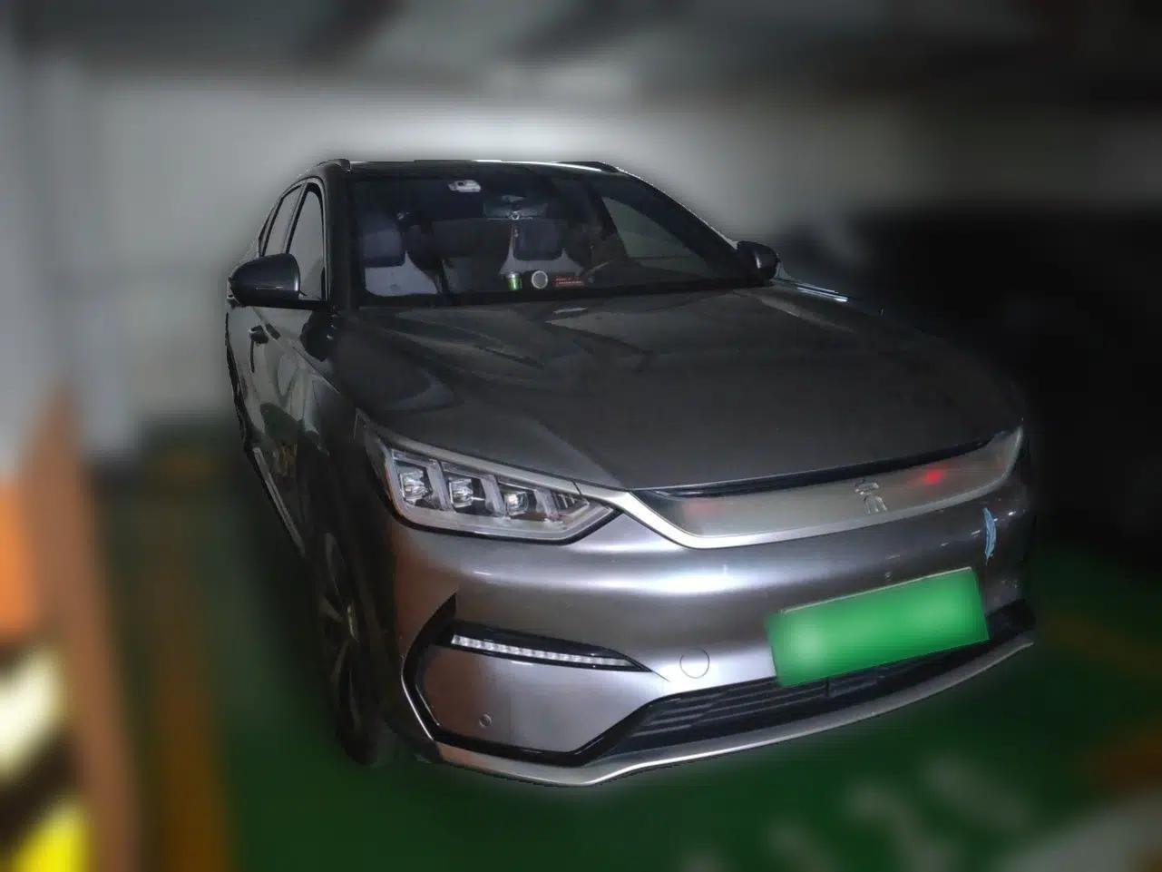 BYD Song PLUS New Energy 2021 EV Deluxe Model — миниатюра 3