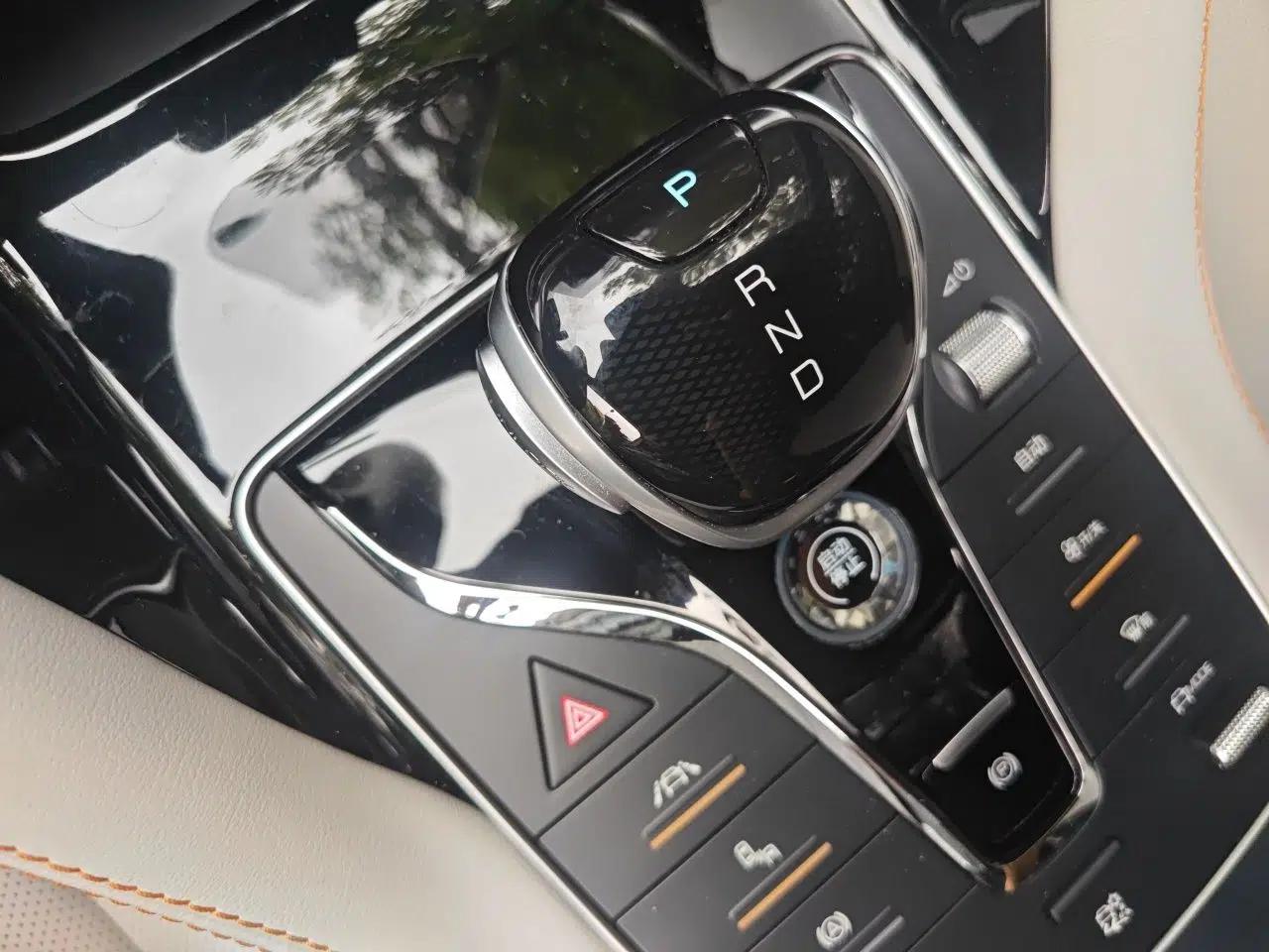 BYD Song PLUS New Energy 2021 DM-i 110KM Flagship PLUS — миниатюра 14