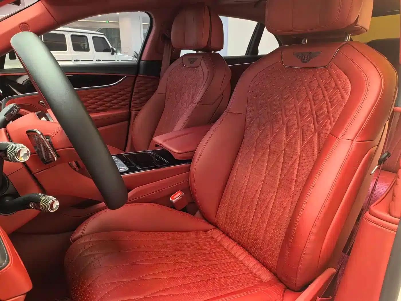 Flying Spur 2022 4.0T V8 Standard Edition — миниатюра 14