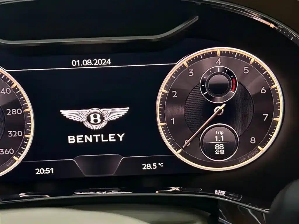 Flying Spur 2023 4.0T V8 S — миниатюра 6