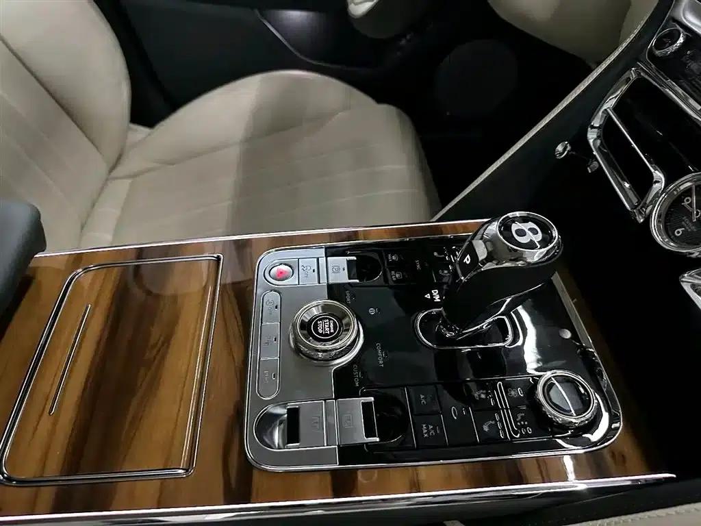 Flying Spur 2023 4.0T V8 S — миниатюра 8