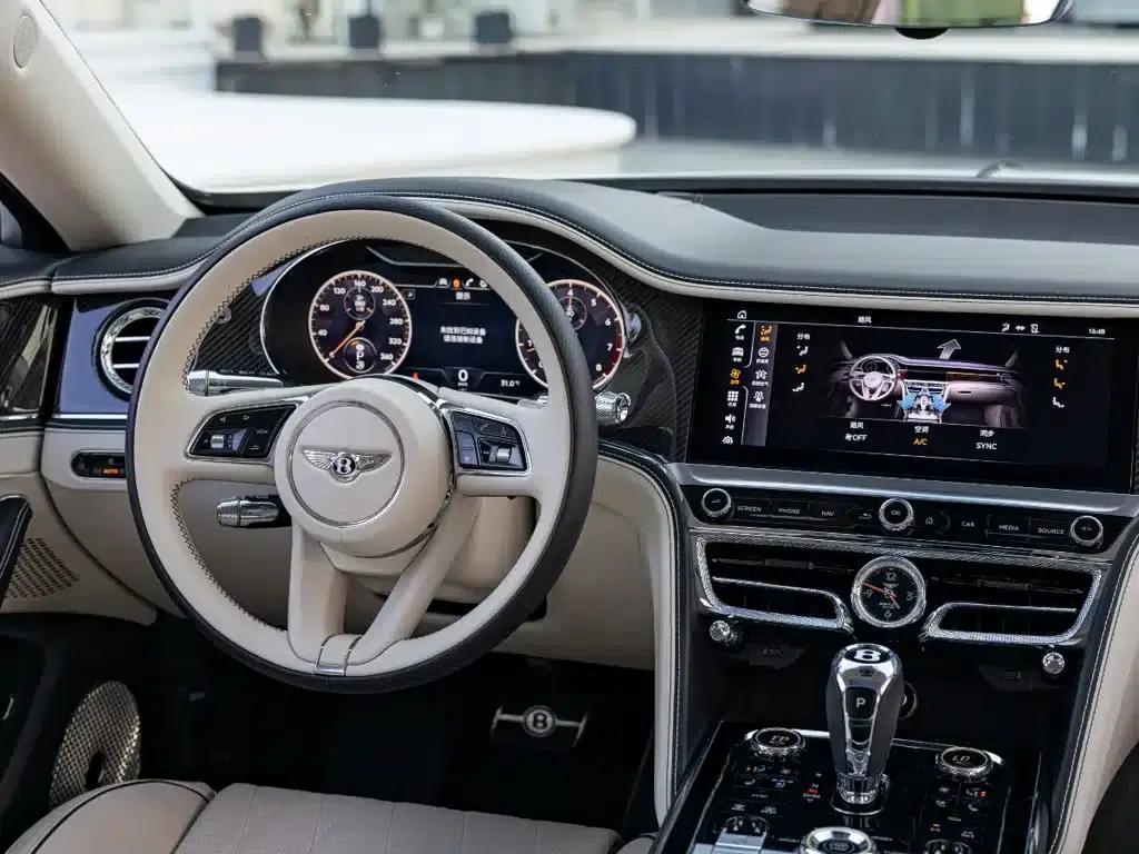 Flying Spur 2022 4.0T V8 Standard Edition — миниатюра 12